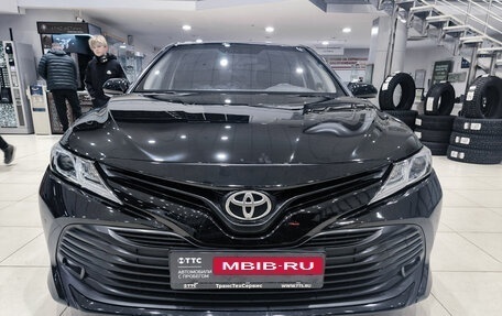 Toyota Camry, 2018 год, 2 250 000 рублей, 2 фотография