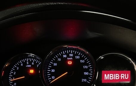 Renault Logan II, 2019 год, 400 000 рублей, 16 фотография