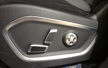 Geely Tugella FY11, 2022 год, 2 946 000 рублей, 10 фотография