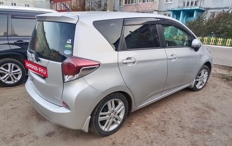 Toyota Ractis II, 2015 год, 900 000 рублей, 2 фотография