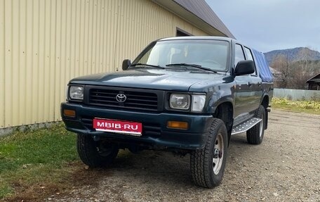 Toyota Hilux IV, 1985 год, 580 000 рублей, 1 фотография