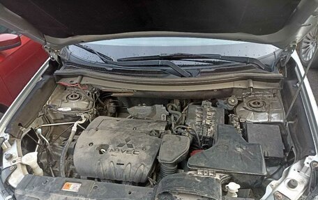 Mitsubishi Outlander III рестайлинг 3, 2015 год, 1 500 000 рублей, 8 фотография