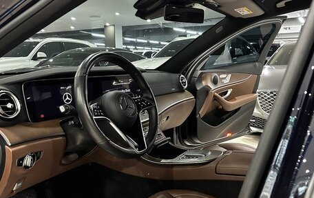 Mercedes-Benz E-Класс, 2020 год, 5 150 000 рублей, 13 фотография