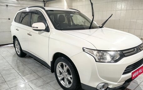 Mitsubishi Outlander III рестайлинг 3, 2012 год, 1 325 000 рублей, 1 фотография