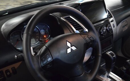 Mitsubishi Pajero Sport II рестайлинг, 2011 год, 1 550 000 рублей, 15 фотография