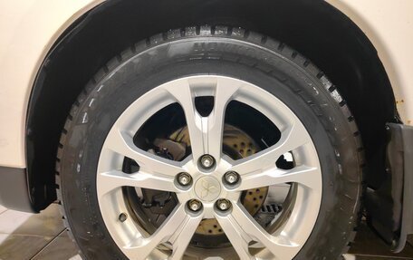 Mitsubishi Outlander III рестайлинг 3, 2012 год, 1 325 000 рублей, 11 фотография