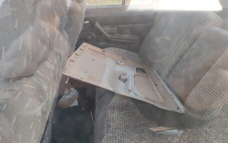 ГАЗ 3110 «Волга», 1998 год, 59 000 рублей, 14 фотография