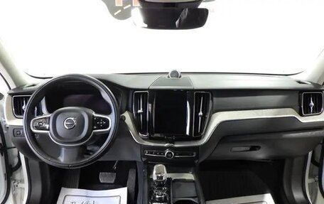 Volvo XC60 II, 2022 год, 3 709 450 рублей, 8 фотография