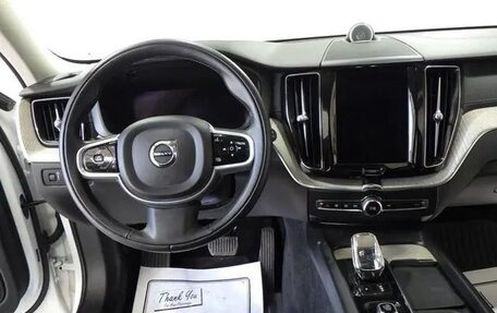 Volvo XC60 II, 2022 год, 3 709 450 рублей, 10 фотография