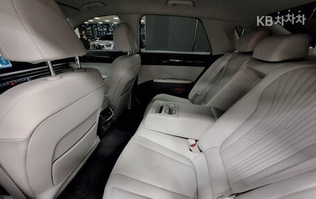 Hyundai Grandeur, 2025 год, 3 800 000 рублей, 13 фотография