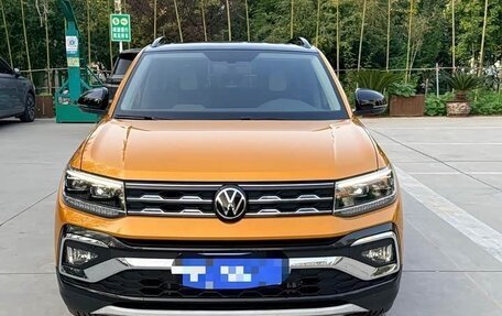 Volkswagen T-Cross I, 2022 год, 1 800 000 рублей, 2 фотография