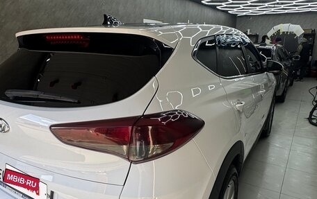 Hyundai Tucson III, 2017 год, 2 360 000 рублей, 2 фотография