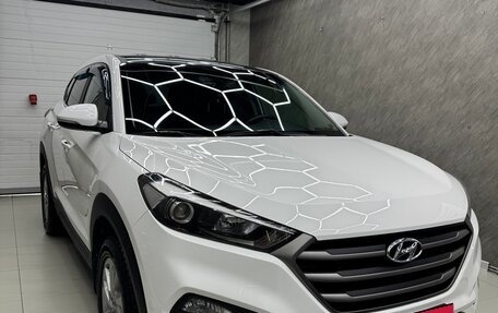 Hyundai Tucson III, 2017 год, 2 360 000 рублей, 10 фотография