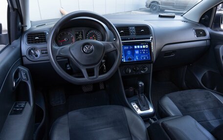 Volkswagen Polo VI (EU Market), 2017 год, 1 195 000 рублей, 6 фотография