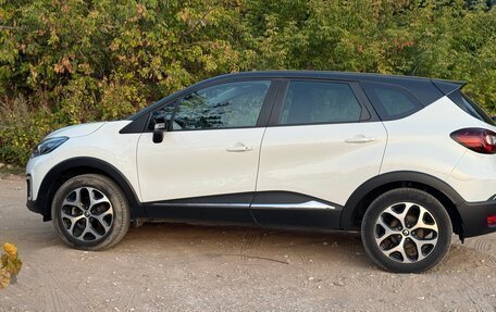 Renault Kaptur I рестайлинг, 2017 год, 14 500 рублей, 2 фотография