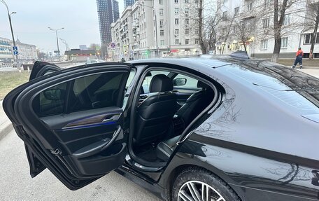 BMW 5 серия, 2018 год, 3 350 000 рублей, 19 фотография