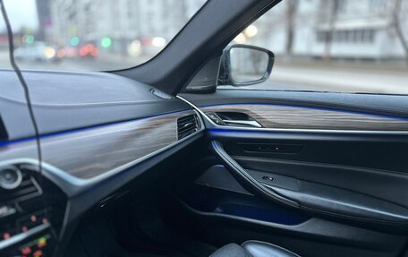 BMW 5 серия, 2018 год, 3 350 000 рублей, 14 фотография