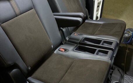 Toyota Sienta II, 2019 год, 1 730 000 рублей, 10 фотография