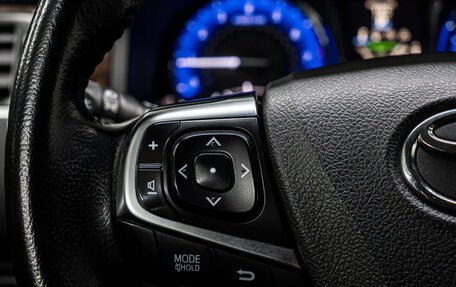 Toyota Camry, 2017 год, 2 349 000 рублей, 19 фотография