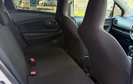 Toyota Vitz, 2019 год, 1 050 000 рублей, 19 фотография