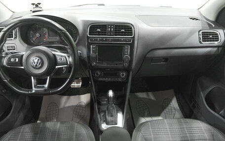 Volkswagen Polo VI (EU Market), 2017 год, 1 299 000 рублей, 11 фотография