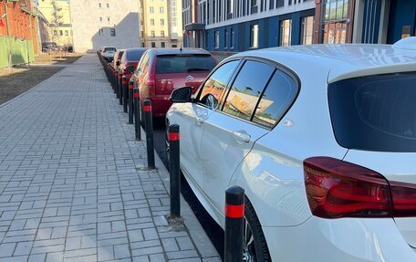 BMW 1 серия, 2018 год, 1 900 000 рублей, 3 фотография