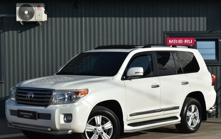 Toyota Land Cruiser 200, 2013 год, 3 849 999 рублей, 2 фотография