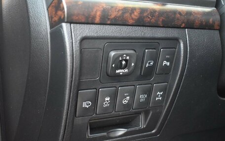 Toyota Land Cruiser 200, 2013 год, 3 849 999 рублей, 19 фотография