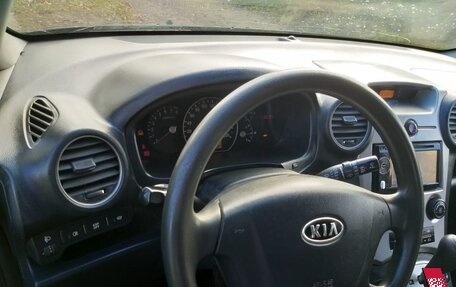 KIA Carens III (RP), 2008 год, 680 000 рублей, 14 фотография