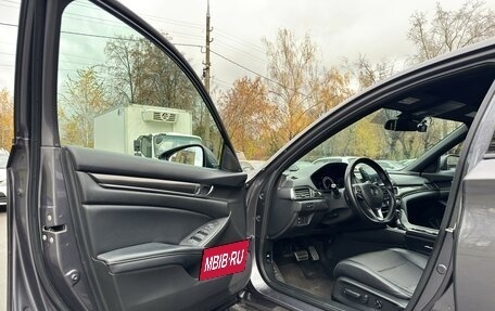 Honda Accord IX рестайлинг, 2018 год, 2 099 999 рублей, 16 фотография