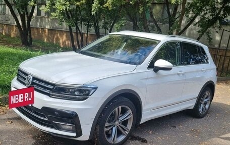 Volkswagen Tiguan II, 2018 год, 2 950 000 рублей, 9 фотография