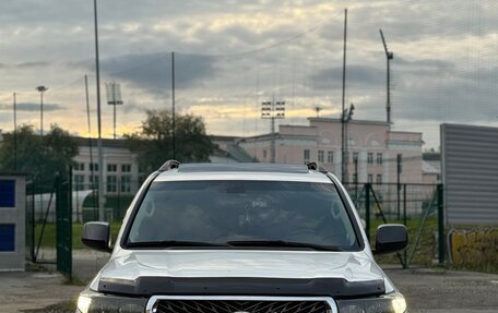 Toyota Land Cruiser 200, 2010 год, 3 200 000 рублей, 2 фотография