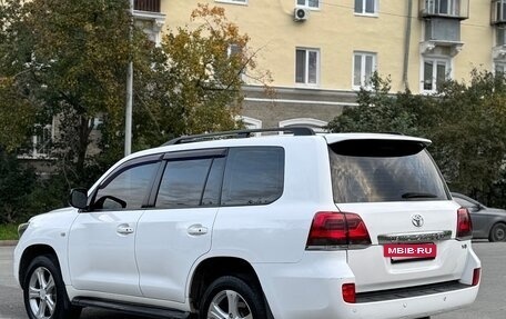 Toyota Land Cruiser 200, 2010 год, 3 200 000 рублей, 5 фотография