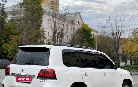 Toyota Land Cruiser 200, 2010 год, 3 200 000 рублей, 7 фотография