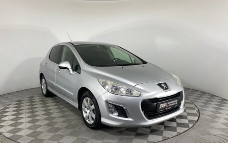 Peugeot 308 II, 2013 год, 597 000 рублей, 3 фотография