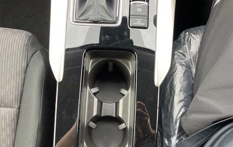 Mitsubishi Eclipse Cross, 2024 год, 2 850 000 рублей, 38 фотография