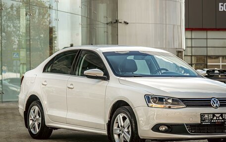 Volkswagen Jetta VI, 2013 год, 855 000 рублей, 8 фотография