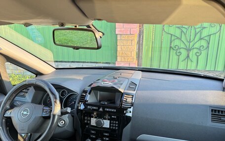 Opel Zafira B, 2011 год, 700 000 рублей, 10 фотография