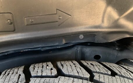 Toyota Land Cruiser Prado 150 рестайлинг 2, 2021 год, 6 100 000 рублей, 13 фотография