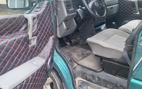 Volkswagen Transporter T4, 2002 год, 1 070 000 рублей, 5 фотография