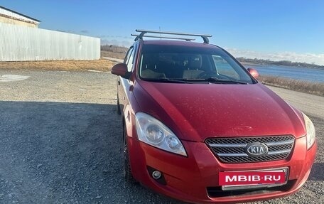 KIA cee'd I рестайлинг, 2008 год, 647 000 рублей, 2 фотография
