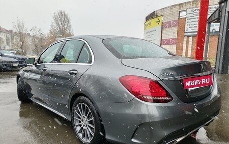 Mercedes-Benz C-Класс, 2019 год, 3 650 000 рублей, 2 фотография