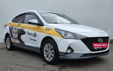 Hyundai Solaris II рестайлинг, 2020 год, 1 180 000 рублей, 3 фотография