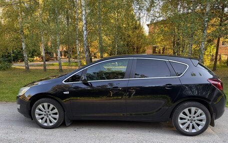 Opel Astra J, 2012 год, 570 000 рублей, 3 фотография