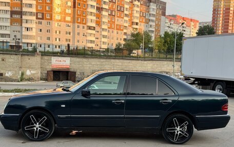Mercedes-Benz E-Класс, 1999 год, 365 000 рублей, 4 фотография