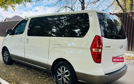 Hyundai H-1 II рестайлинг, 2019 год, 3 200 000 рублей, 10 фотография