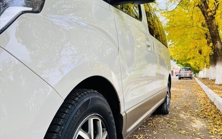 Hyundai H-1 II рестайлинг, 2019 год, 3 200 000 рублей, 33 фотография