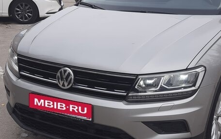Volkswagen Tiguan II, 2020 год, 2 350 000 рублей, 3 фотография