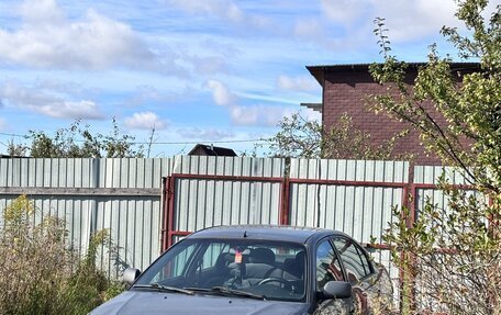 Toyota Avensis III рестайлинг, 2001 год, 330 000 рублей, 7 фотография