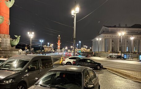 Toyota Avensis III рестайлинг, 2001 год, 330 000 рублей, 14 фотография